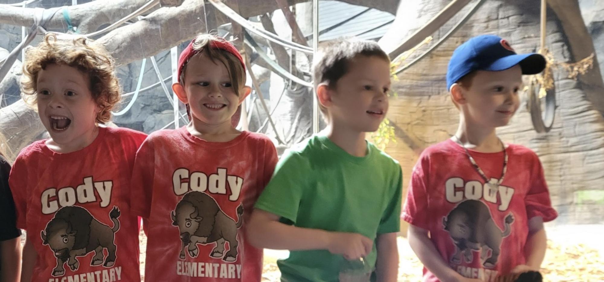 Students at the zoo